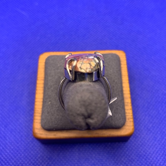 Fun Freeform Brecciated Jasper Ring! .925 Sterling Silver Overlay, Size 7 - Picture 6 of 14